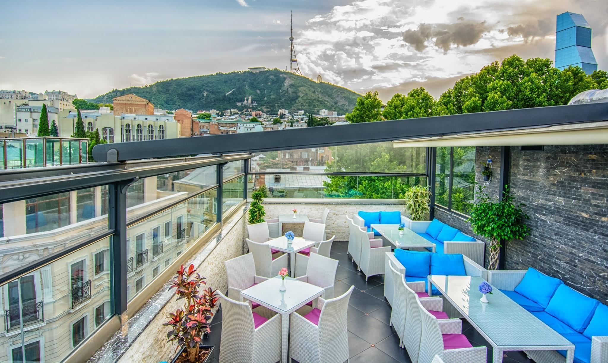 River Side Hotel 5*