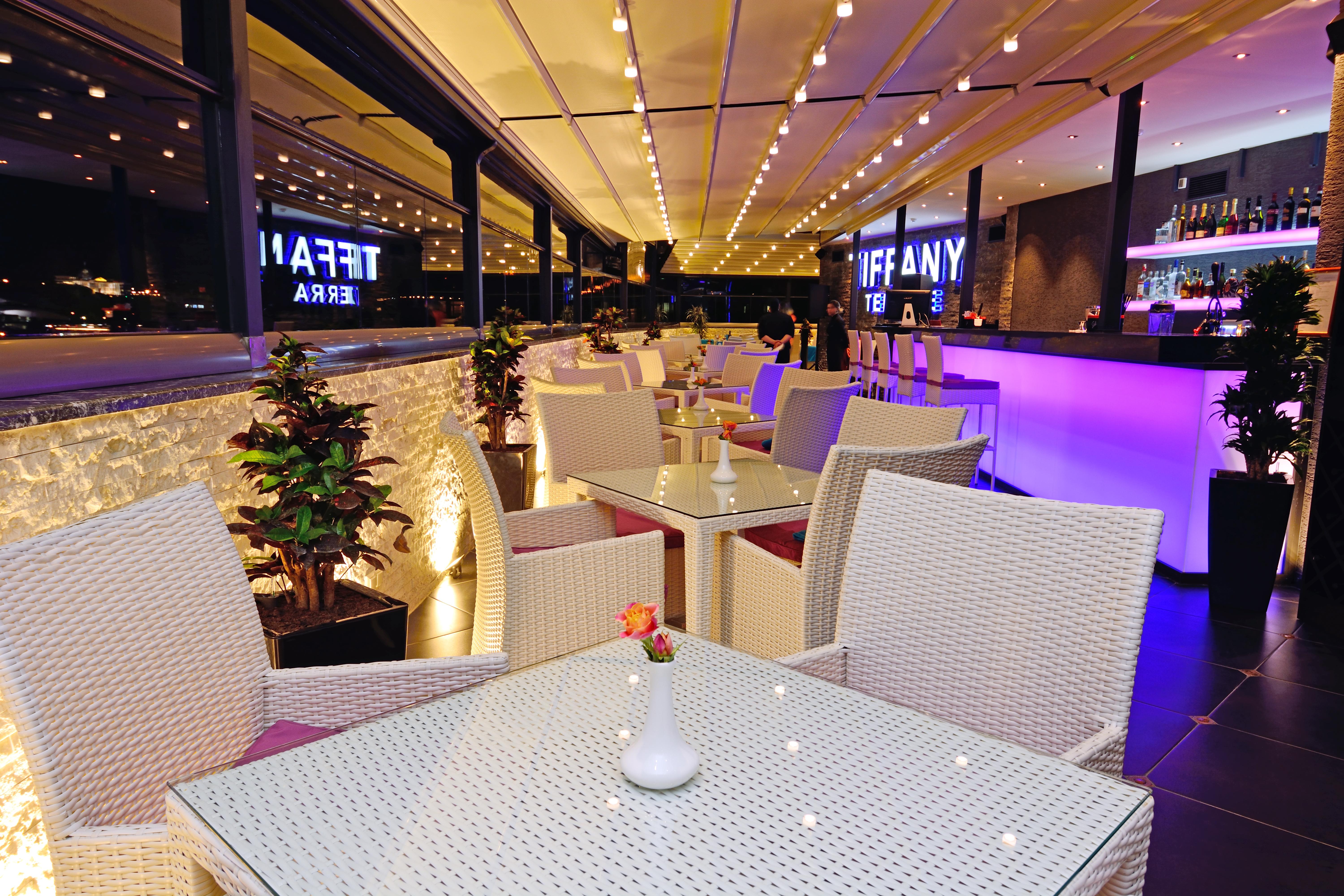 River Side Hotel